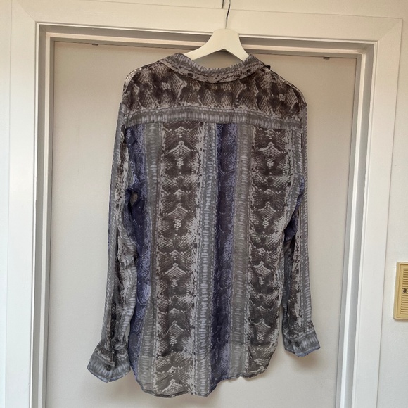 Equipment Femme Silk Blouse, Size M - Picture 6 of 6